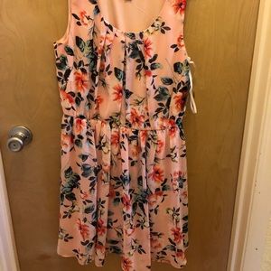 Sleeveless flower dress